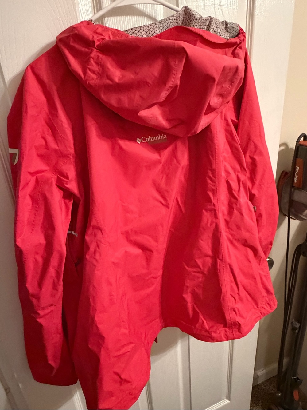 Columbia Coral Waterproof Hooded Jacket - Picture 2 of 3